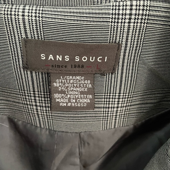 Single button, grey pinstriped, suit jacket - Picture 4 of 4